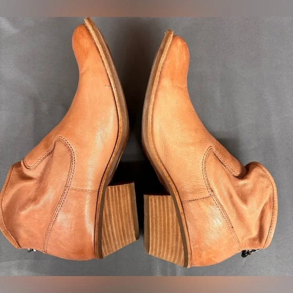 Sofft Women's Aisley Bootie In Rose Taupe Size 9 - Picture 6 of 10